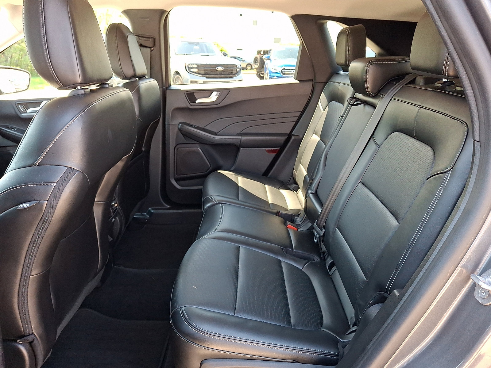 Certified 2023 Ford Escape Platinum w/ Class II Trailer Tow Package FWD image 13