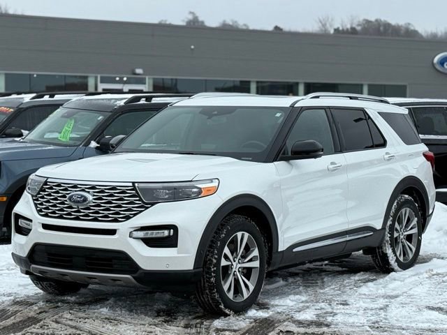 Certified 2020 Ford Explorer Platinum w/ Premium Technology Package image 3