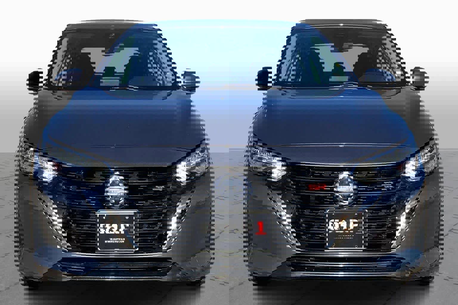 Used 2025 Nissan Sentra SR image 6