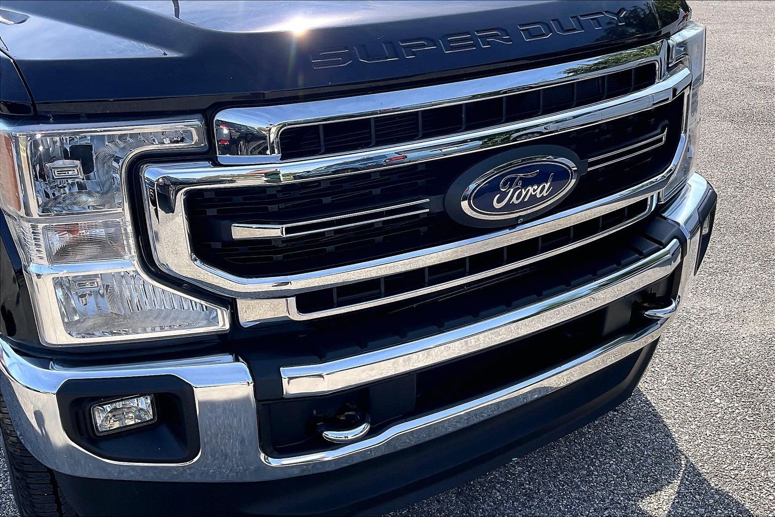 Certified 2021 Ford F350 Lariat w/ Chrome Package AWD/4WD image 30