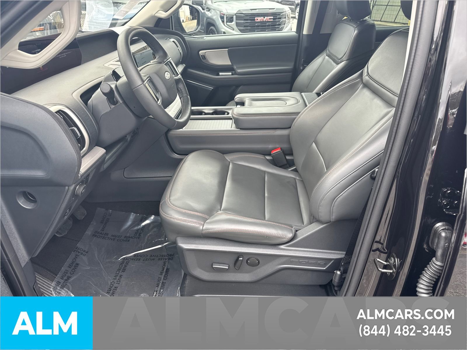 Certified 2025 Ford Expedition Active AWD/4WD image 10