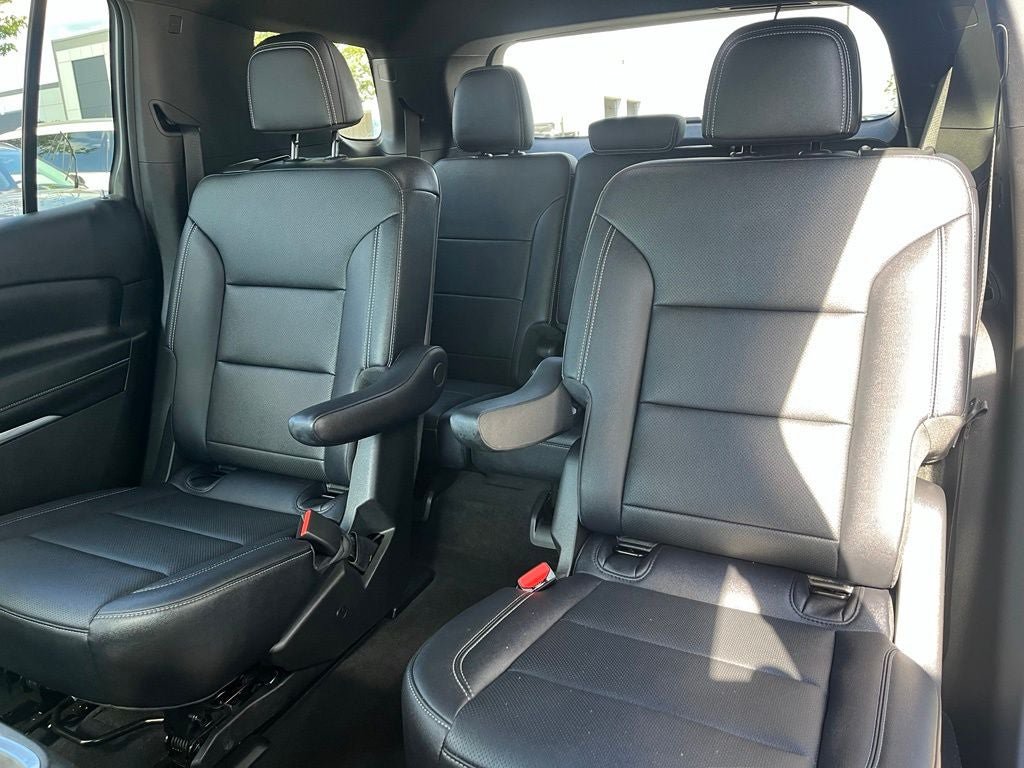 Used 2026 Chevrolet Traverse LT AWD/4WD image 14