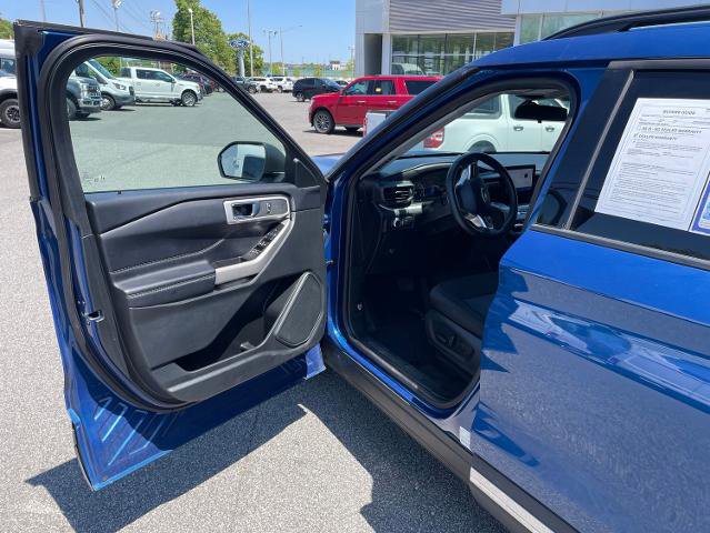 Certified 2022 Ford Explorer XLT RWD image 21