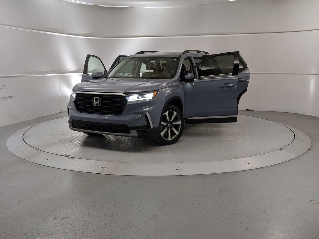 Used 2024 Honda Pilot Elite image 12