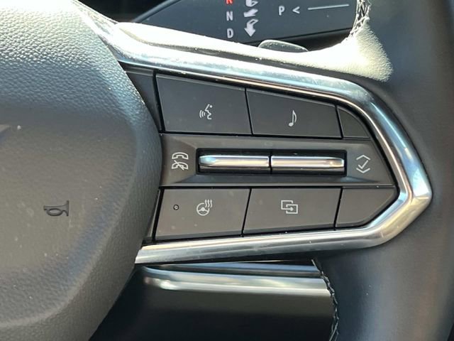 Used 2025 Chevrolet Equinox ACTIV w/ Safety and Technology Package AWD/4WD image 28