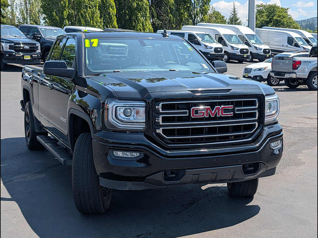 Used 2017 GMC Sierra 1500 4x4 Double Cab w/ Elevation Edition image 3
