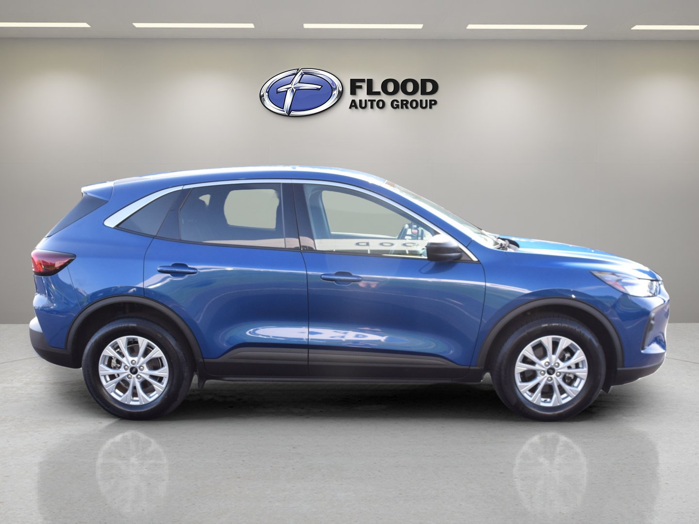 Certified 2023 Ford Escape Active AWD/4WD image 3