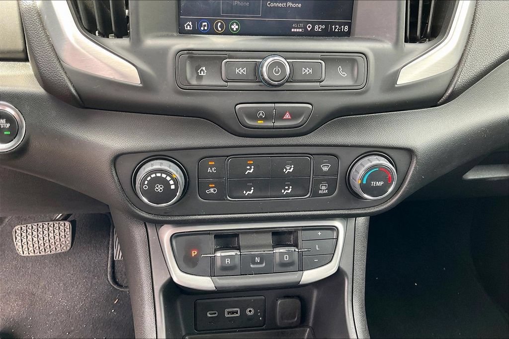 Used 2024 GMC Terrain SLE FWD image 31