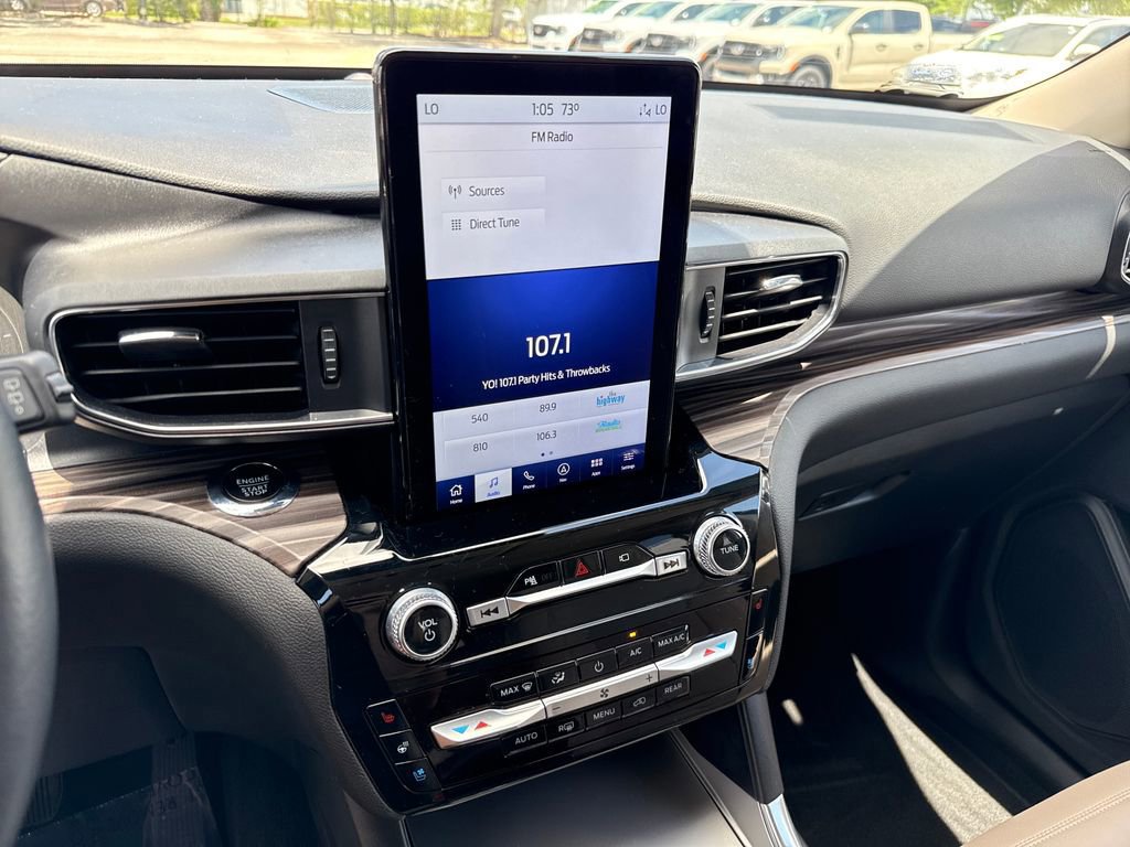 Certified 2023 Ford Explorer Limited w/ Limited Technology Package image 18