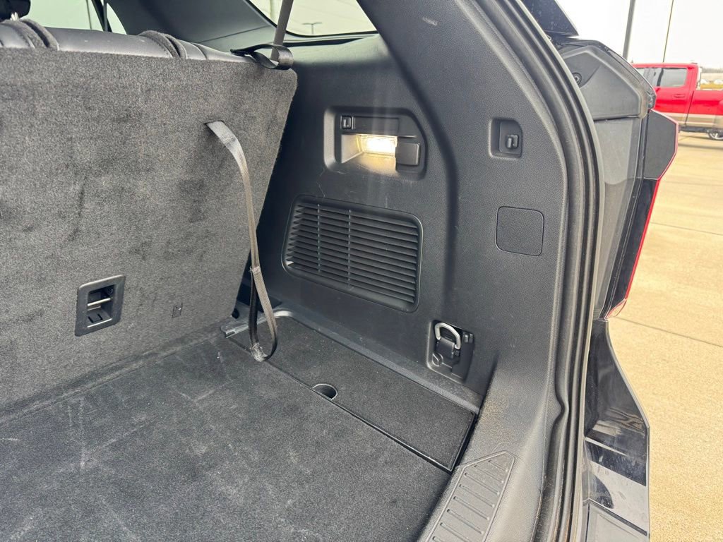 Certified 2025 Ford Explorer ST-Line image 39