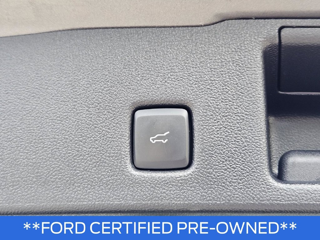 Certified 2022 Ford Escape SE w/ Convenience Package FWD image 10