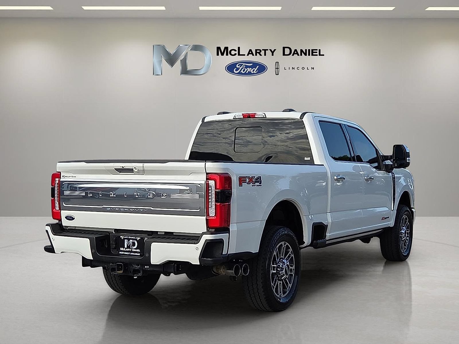 Certified 2024 Ford F250 Limited w/ FX4 Off-Road Package AWD/4WD image 5