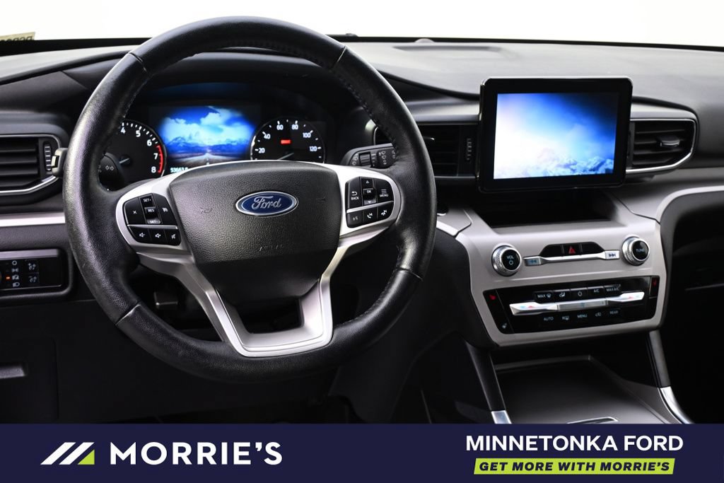 Certified 2023 Ford Explorer XLT w/ Equipment Group 202A AWD/4WD image 12