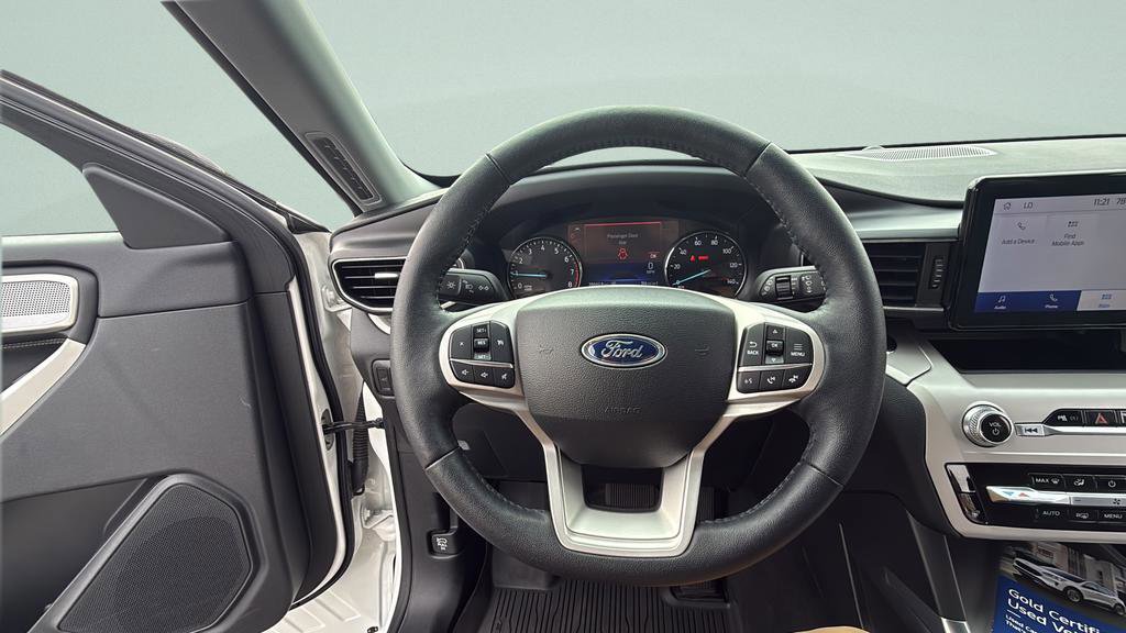 Certified 2024 Ford Explorer XLT w/ Equipment Group 202A AWD/4WD image 21