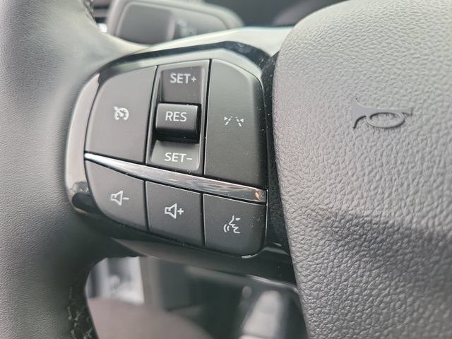 Certified 2026 Ford Escape Active w/ Cold Weather Package FWD image 15