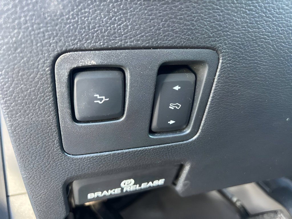 Certified 2021 Ford F350 Platinum AWD/4WD image 22