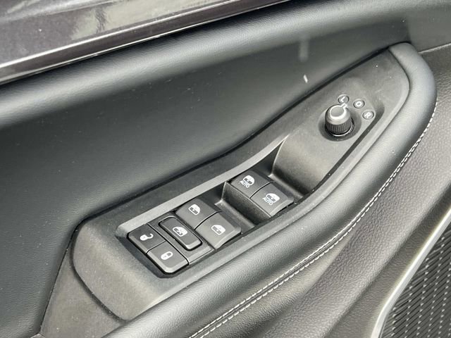 Used 2022 Jeep Grand Cherokee L Laredo w/ Luxury Tech Group I image 19