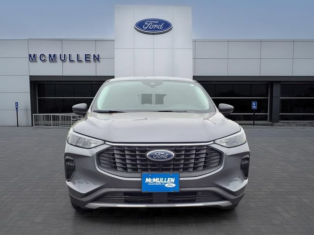 Certified 2024 Ford Escape Active w/ Cold Weather Package FWD image 10
