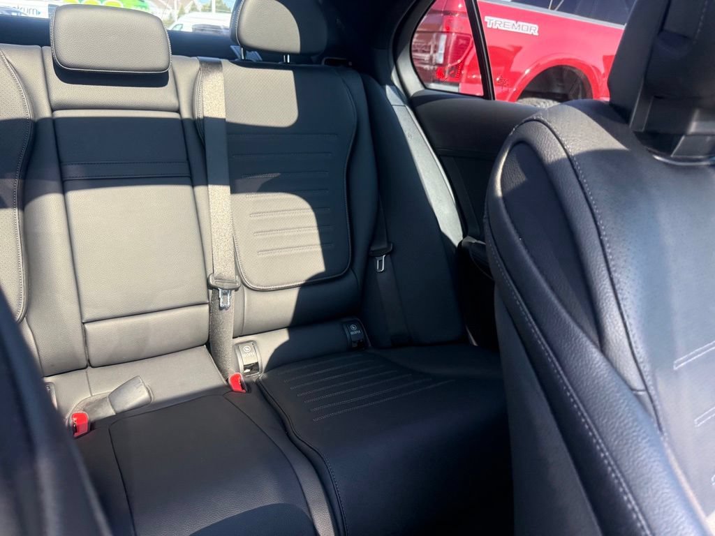 Used 2023 Mercedes-Benz C 300 4MATIC Sedan image 49