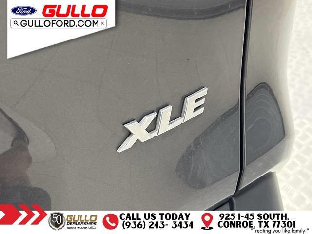 Used 2024 Toyota RAV4 XLE FWD image 31