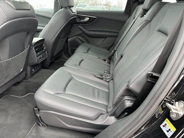 Used 2025 Audi Q7 3.0T Premium Plus AWD/4WD image 15