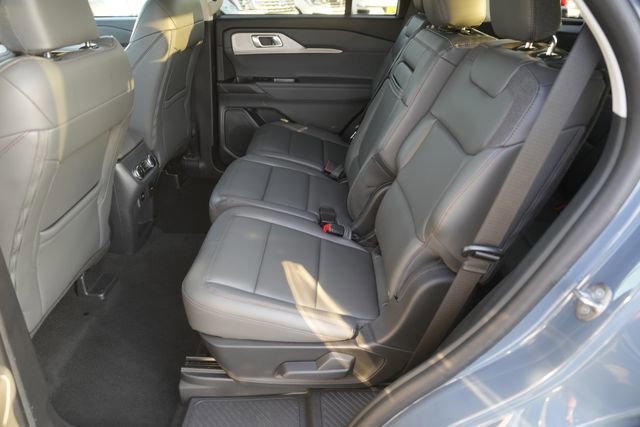 Certified 2025 Ford Explorer Active w/ Active Comfort Package image 12