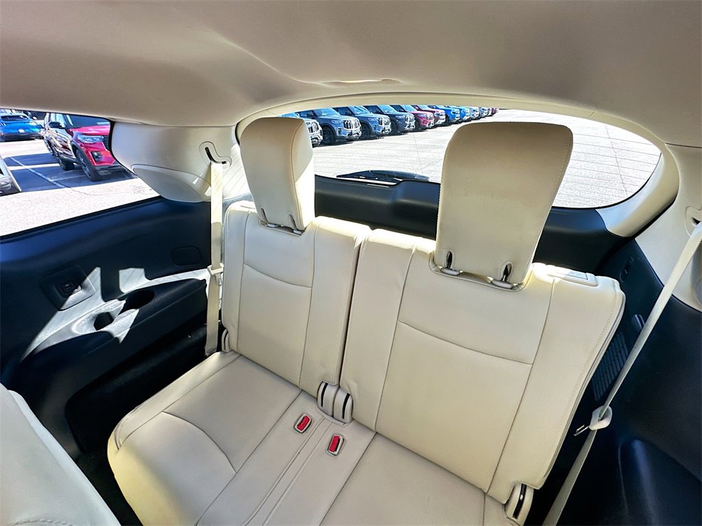 Used 2018 INFINITI QX60 FWD w/ Premium Plus Package image 4