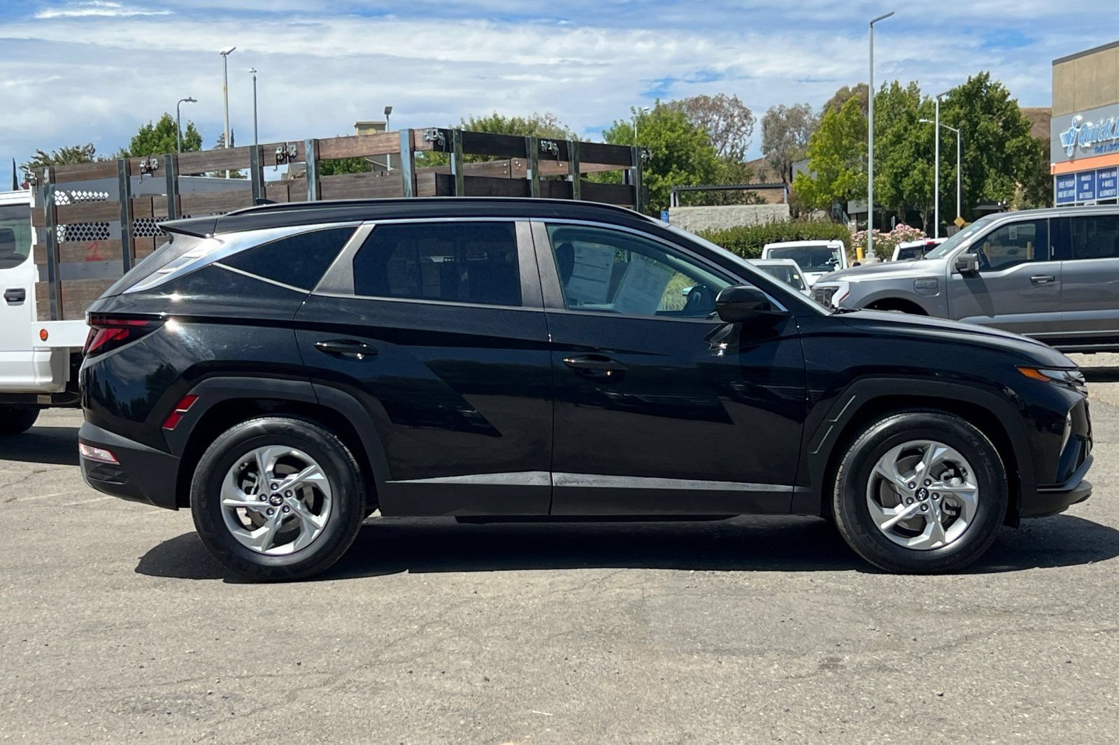 Used 2024 Hyundai Tucson SEL FWD image 3