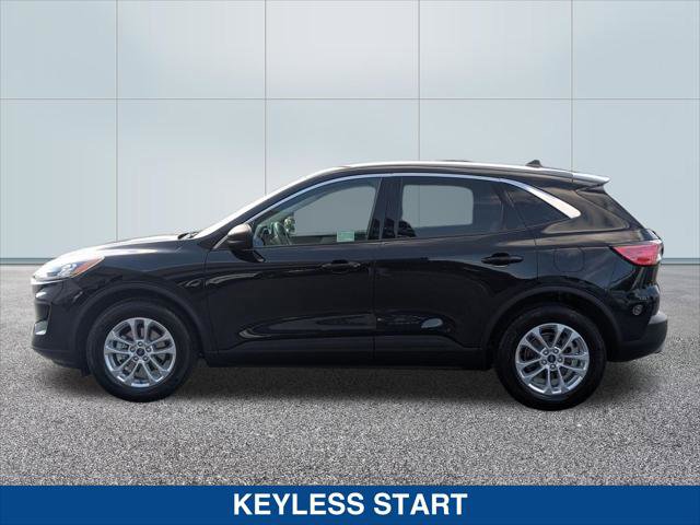 Certified 2022 Ford Escape SE FWD image 2