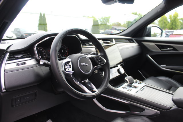 Used 2025 Jaguar F-PACE R-Dynamic S AWD/4WD image 35