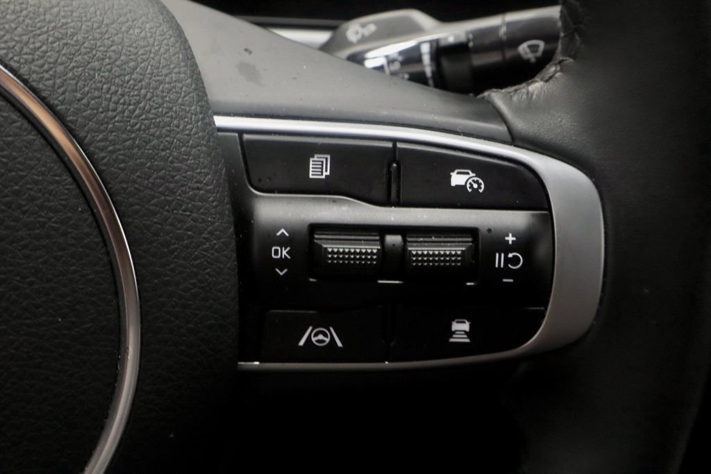 Used 2025 Kia K5 GT-Line w/ GT-Line Premium Package AWD/4WD image 30