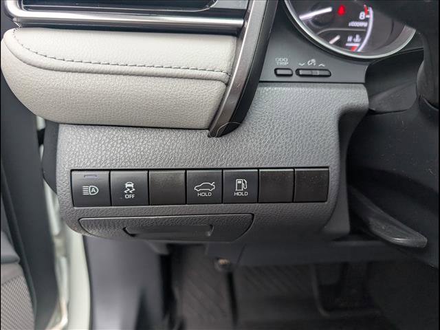 Used 2023 Toyota Camry LE image 12