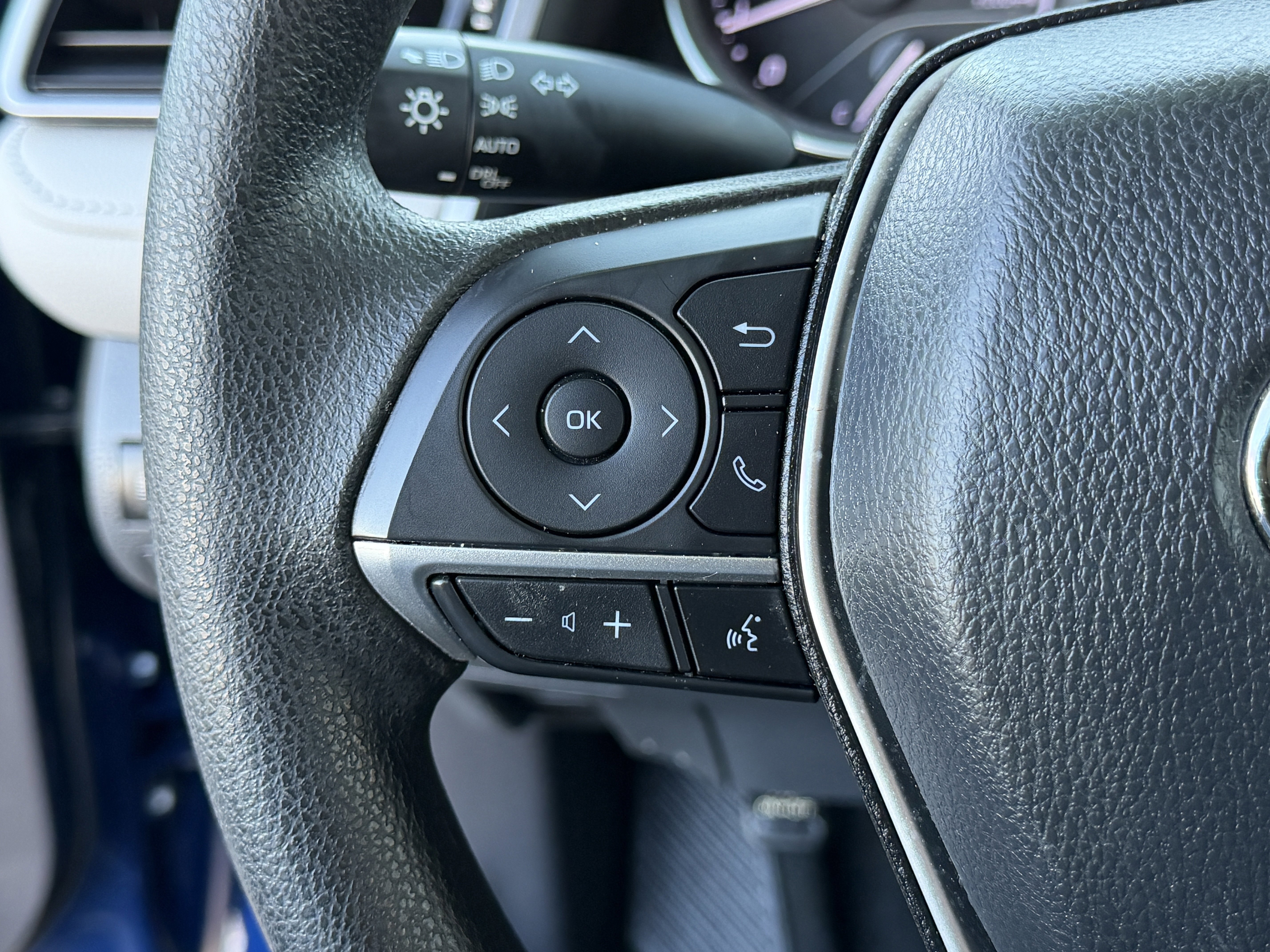 Used 2023 Toyota Camry LE image 16