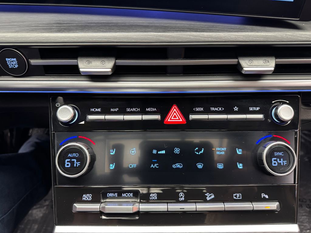 Used 2024 Hyundai Santa Fe Limited image 23