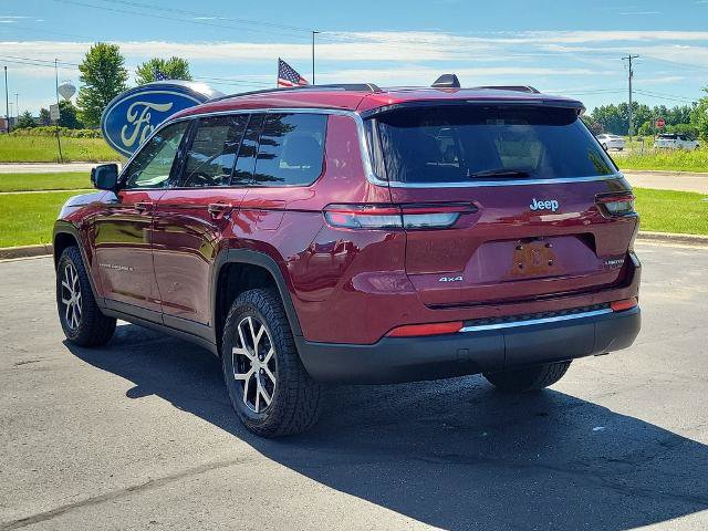 Used 2023 Jeep Grand Cherokee L Limited AWD/4WD image 3