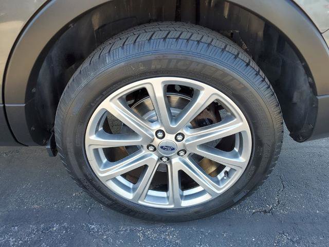 Certified 2017 Ford Explorer Limited AWD/4WD image 30