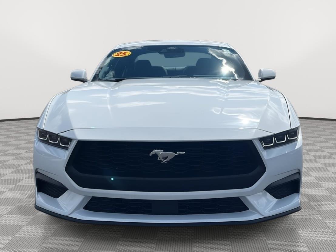 Certified 2025 Ford Mustang Coupe image 2