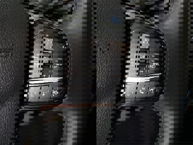 Certified 2022 Ford Escape SE w/ Cold Weather Package image 18