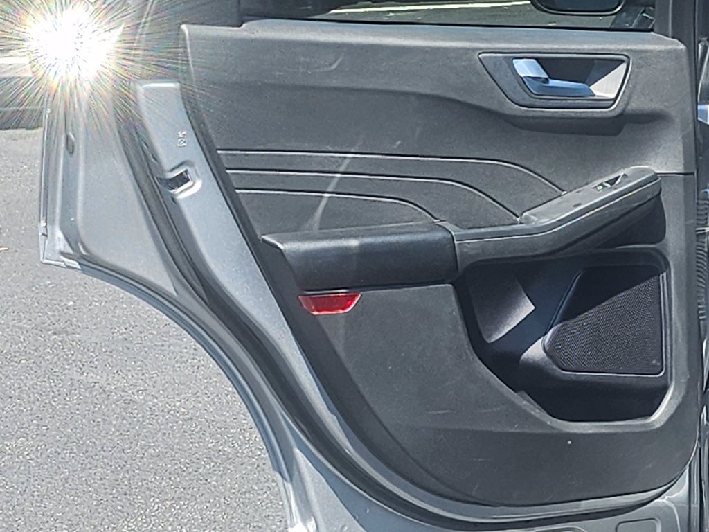 Certified 2024 Ford Escape ST-Line FWD image 33