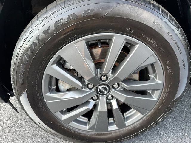 Used 2024 Nissan Pathfinder SV FWD image 10
