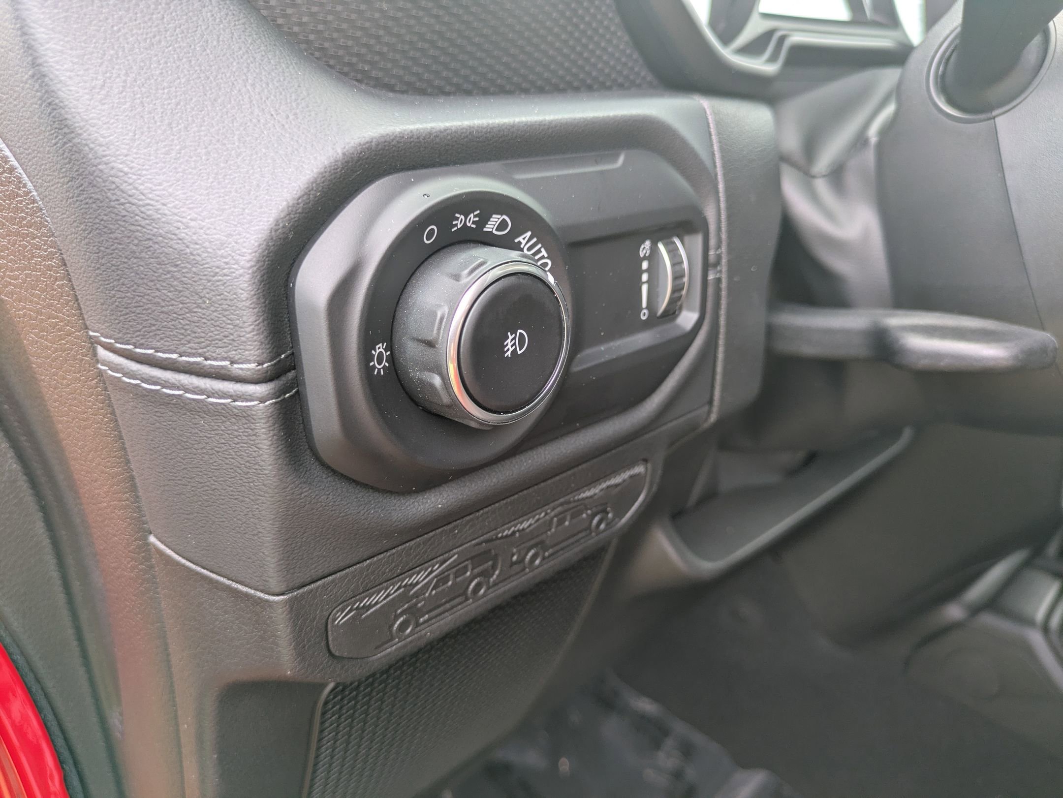 Used 2024 Jeep Wrangler Unlimited Rubicon w/ Technology Group image 15