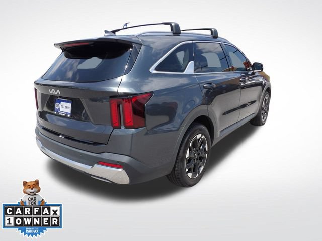 Used 2024 Kia Sorento S w/ Panoramic Sunroof Package FWD image 11