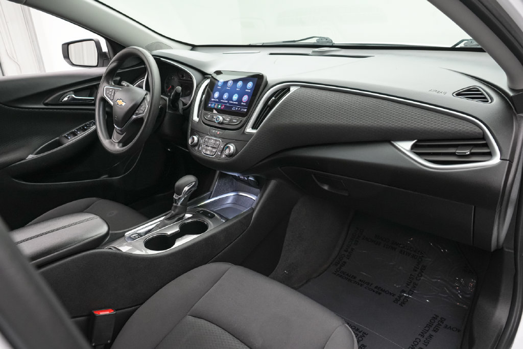 Used 2024 Chevrolet Malibu LT FWD image 21