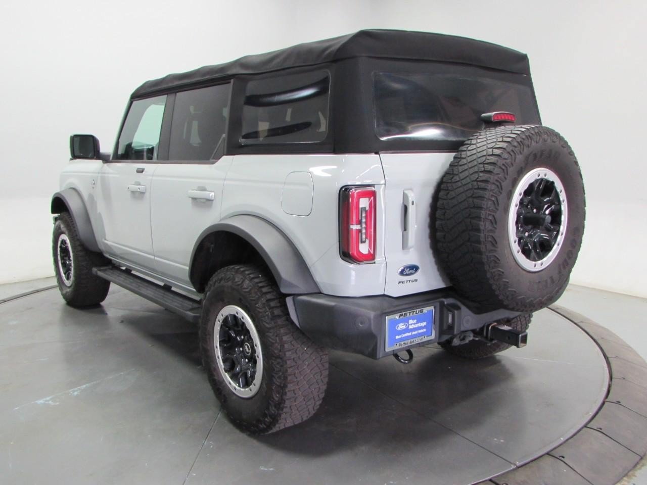 Certified 2021 Ford Bronco Outer Banks w/ Sasquatch Package AWD/4WD image 5