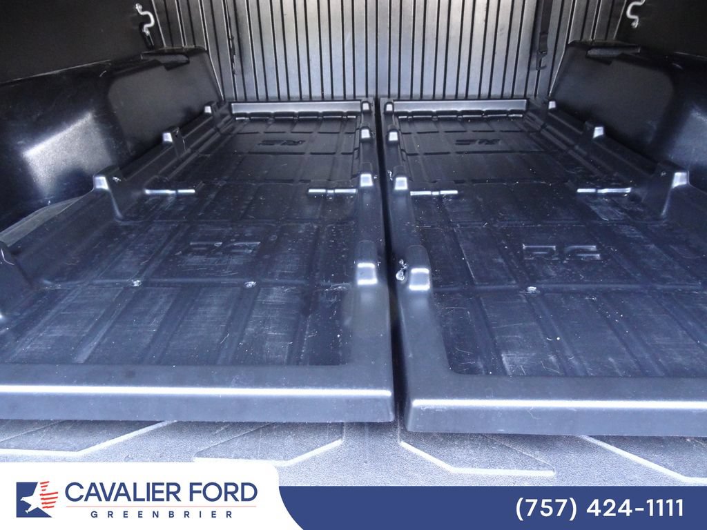 Used 2022 Toyota Tacoma SR5 w/ Technology Package RWD image 9