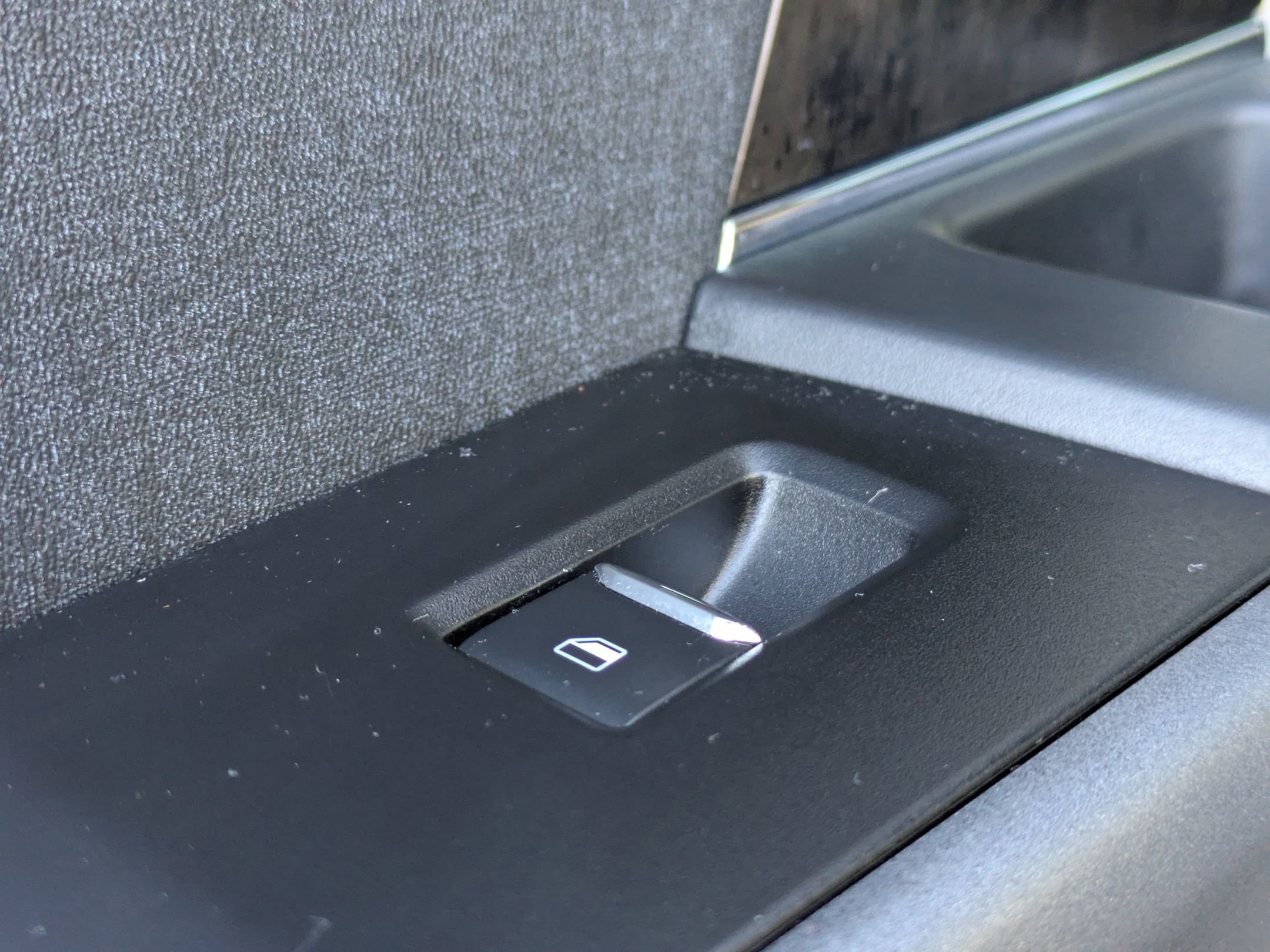 Certified 2023 Ford F150 Lariat w/ Equipment Group 502A High image 28