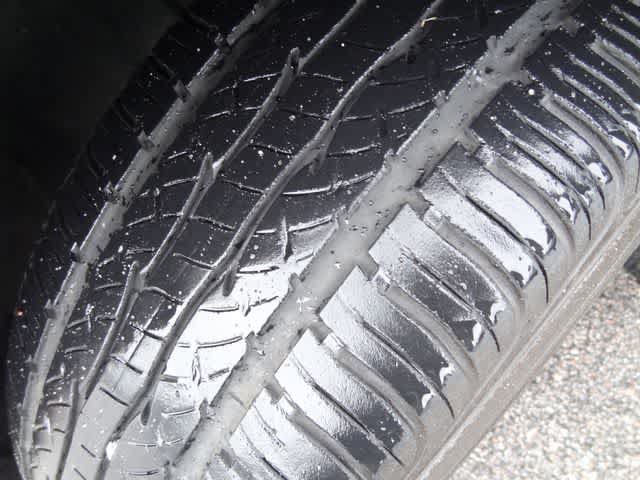 Used 2023 Chrysler Pacifica Touring-L FWD image 44