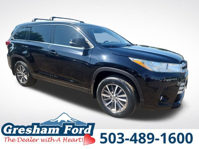 Used 2019 Toyota Highlander XLE AWD/4WD image 13