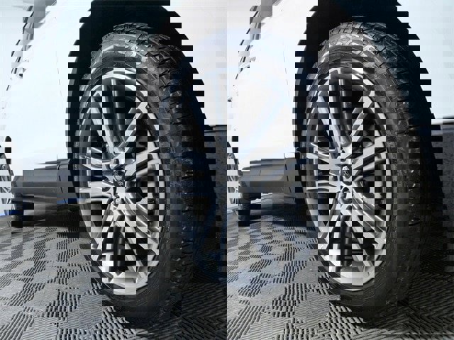 Certified 2024 Ford Edge Titanium w/ Equipment Group 301A image 7