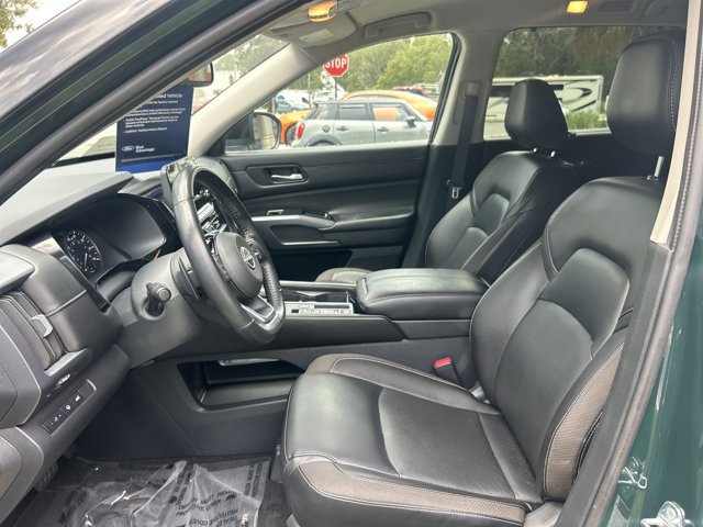 Used 2022 Nissan Pathfinder SL FWD image 18